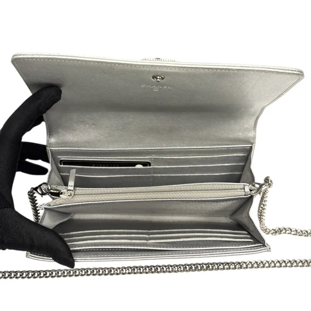 CHANEL Metallic Silver Goatskin Mademoiselle Flap Wallet - Picture 6 of 6